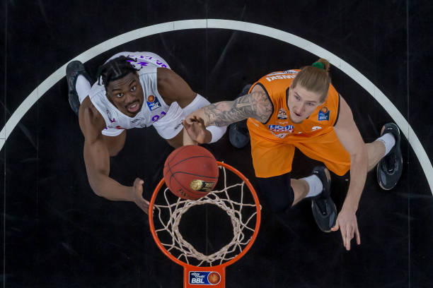 他不仅在传 他不仅在传