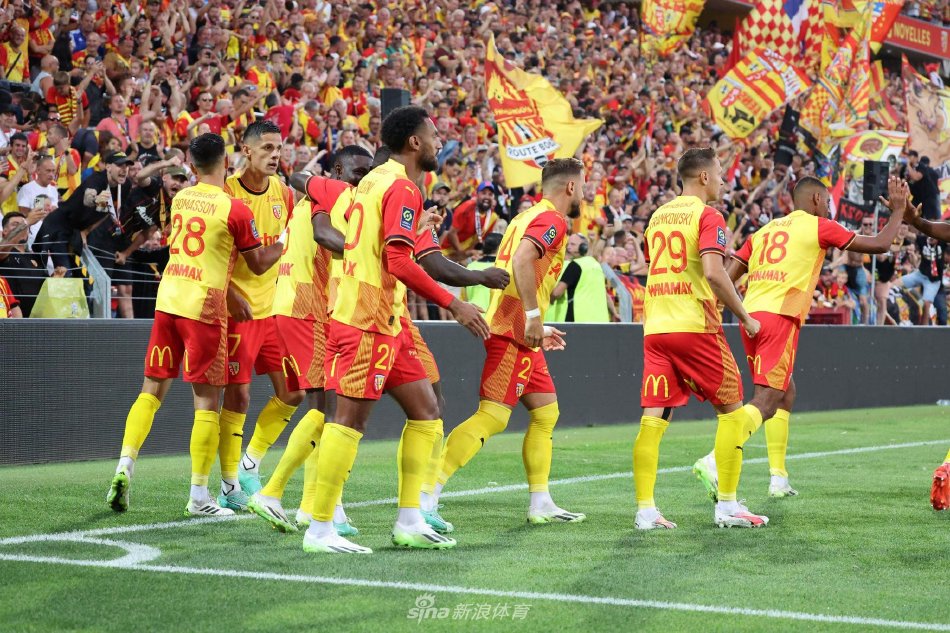 中国男排的 中国男排的